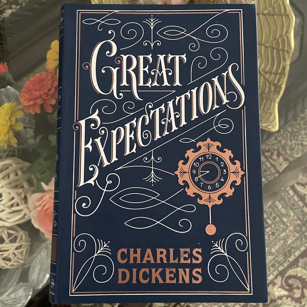 Great Expectations (Hardcover) by Charles Dickens